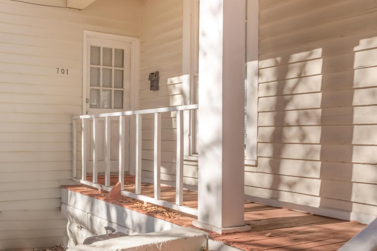 Sunny Sweetheart-Front Apartment Near Riverwalk Columbus Bagian luar foto